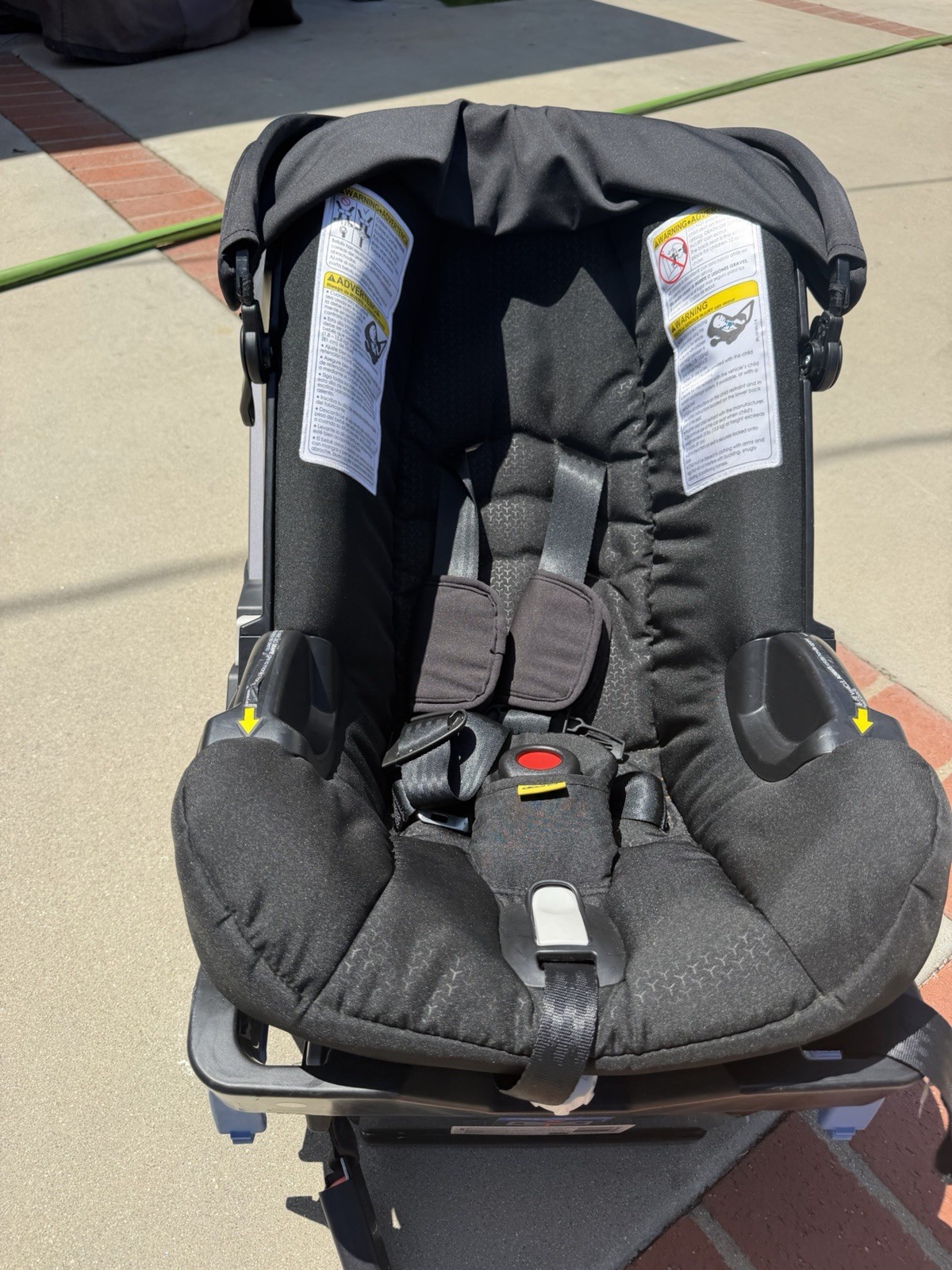 Doona Infant Stroller Nitro Black Excellent Condition W/ Base