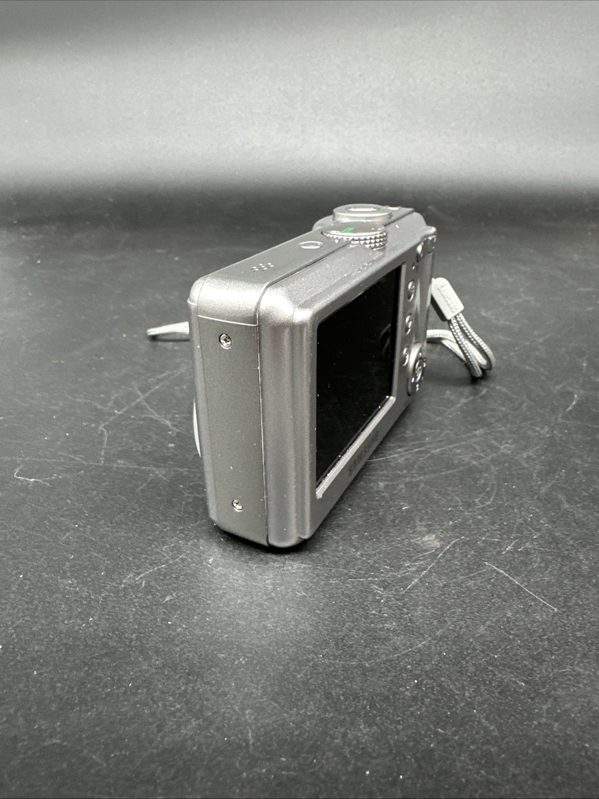 Samsung Digimax D73 7.2MP Digital Compact Camera, Silver - Tested