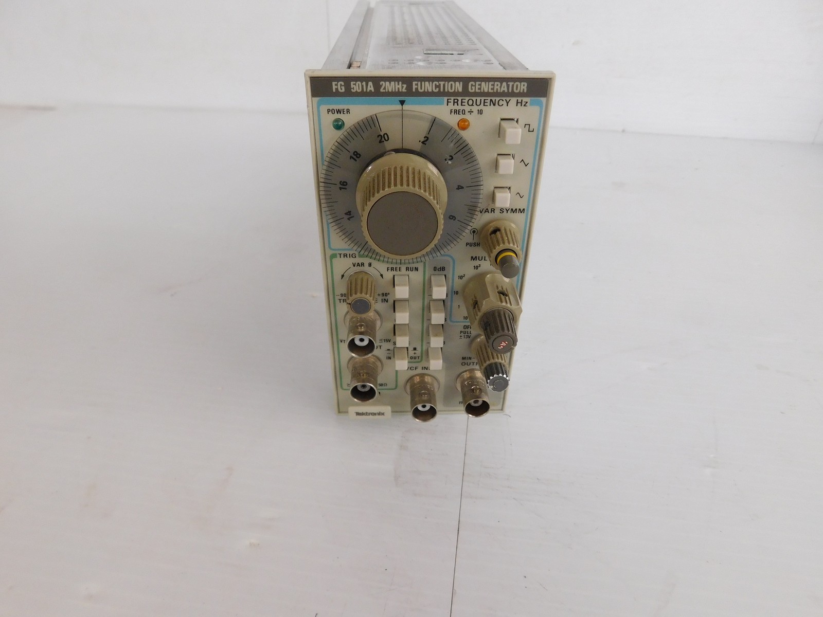 Tektronix FG 501A 2MHz Function Generator (JSP116)