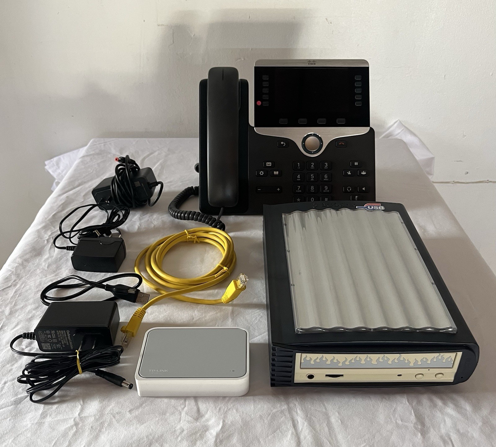 Lot Of Office/Communicaton Electronics - TP-Link, Phone, Buslink, Cables