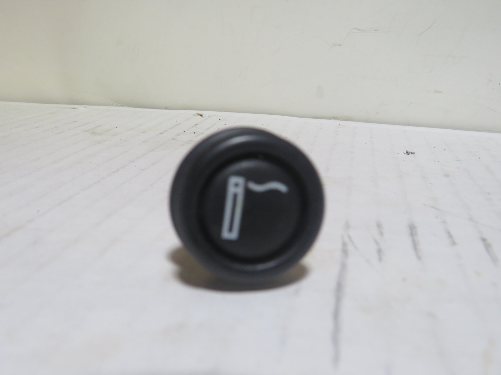 2002 BMW X5 CIGARETTE LIGHTER ELEMENT
