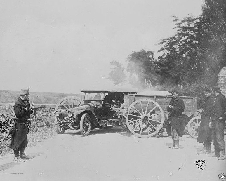 Barricade on Liege Road Belgian Soldiers Belgium 1914 WW1 8x10 World War I Photo