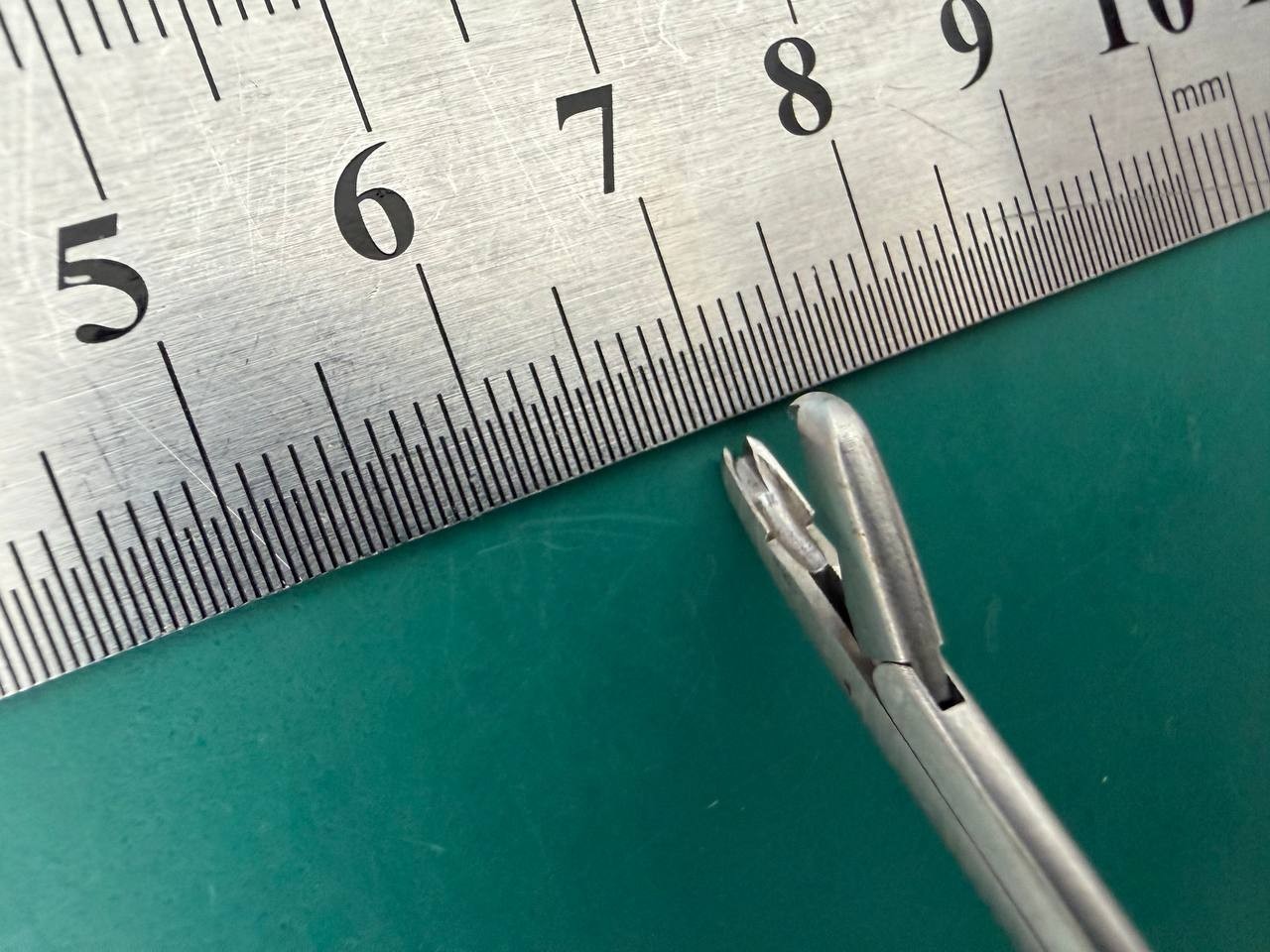 Codman 80-1654 Williams Discectomy Forceps 2mm Bite Single Tooth 5-1/2" Length