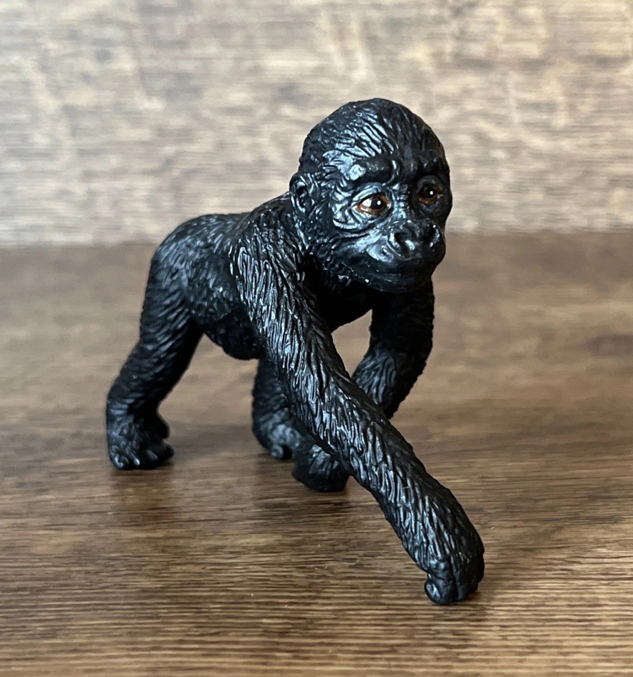 LOWLAND GORILLA BABY Animal Figurine Safari Ltd Toy Wild Safari Wildlife