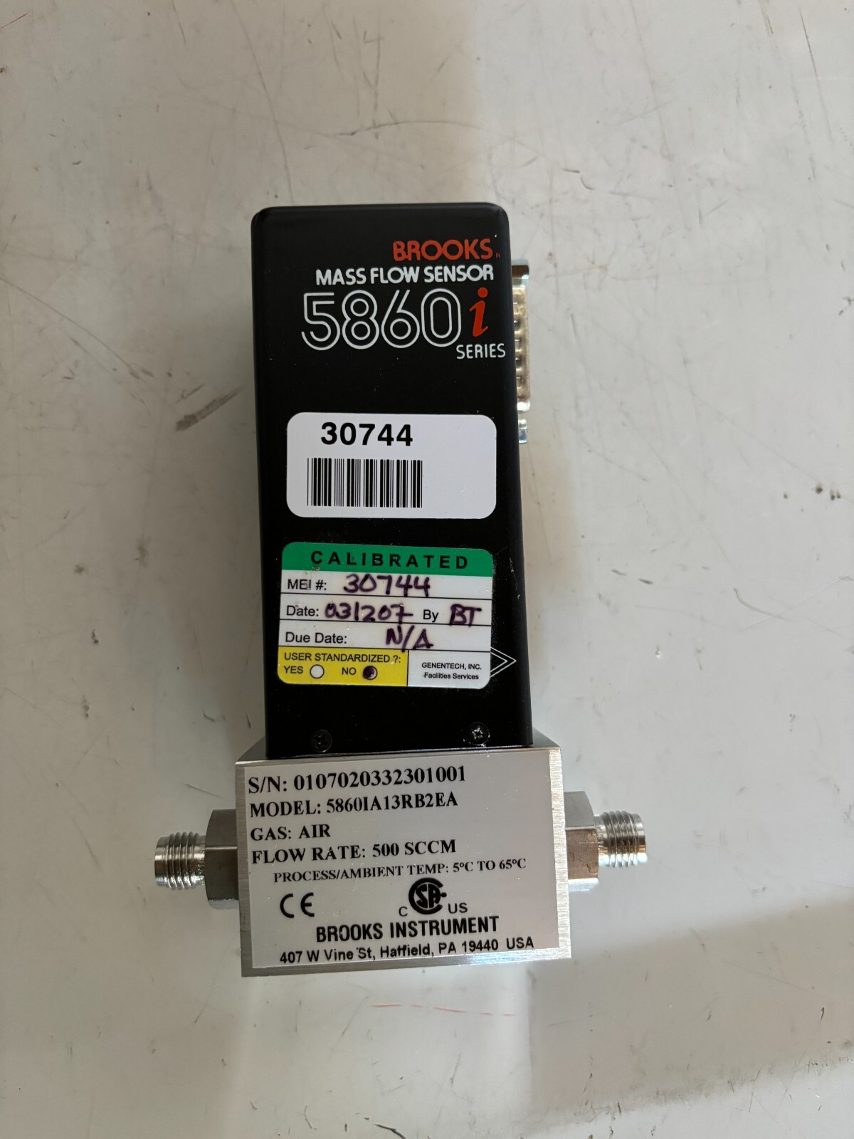 Brooks Instruments 5860I Mass Flow Sensor 500 SCCM 5860IA13RB2EA Air
