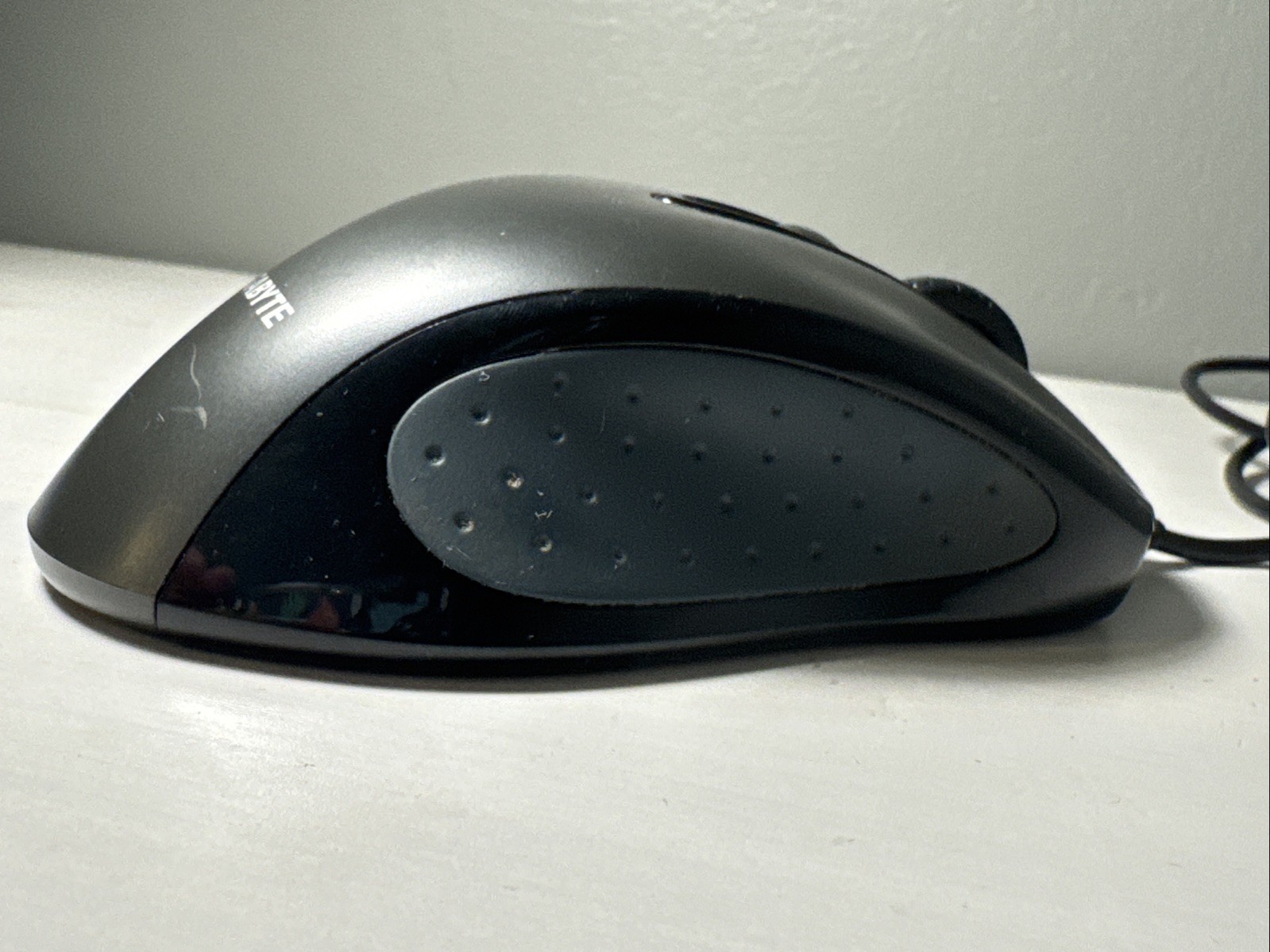 Gigabyte Gaming Mouse USB Wired M6800 Preowned Tested Works
