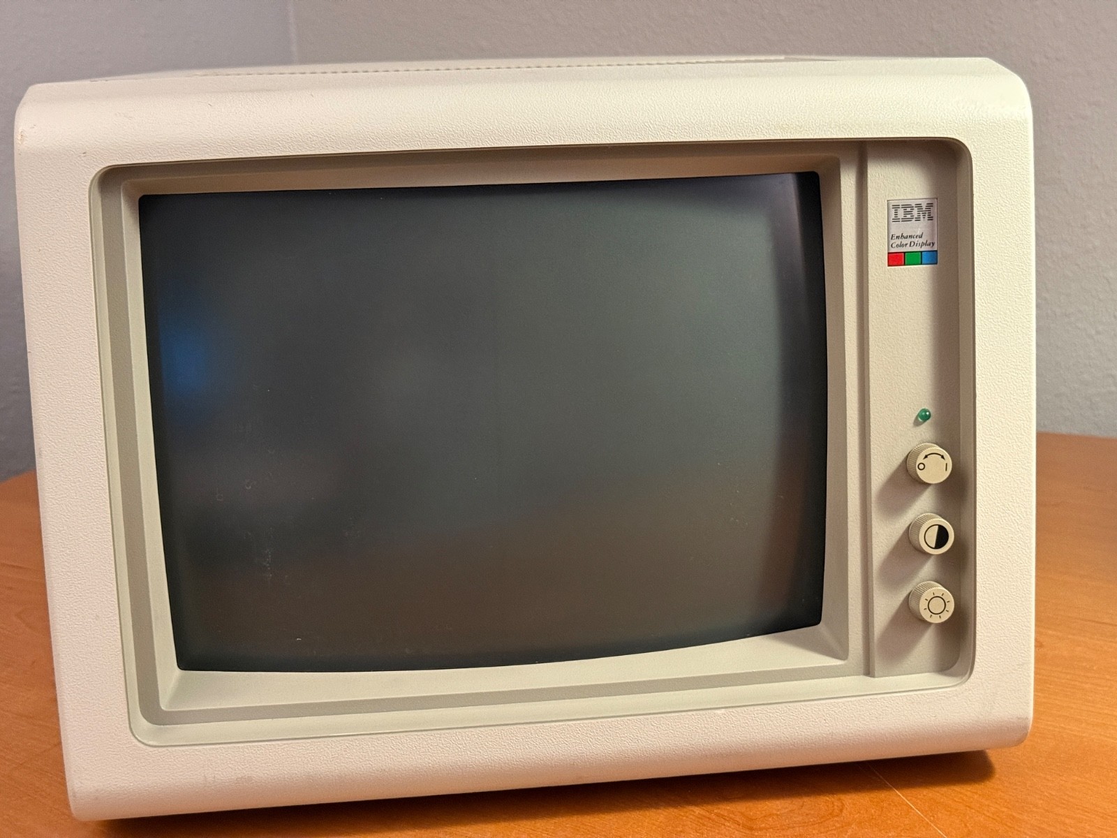 IBM Enhanced Color Display 5154 EGA CRT Monitor - Recapped