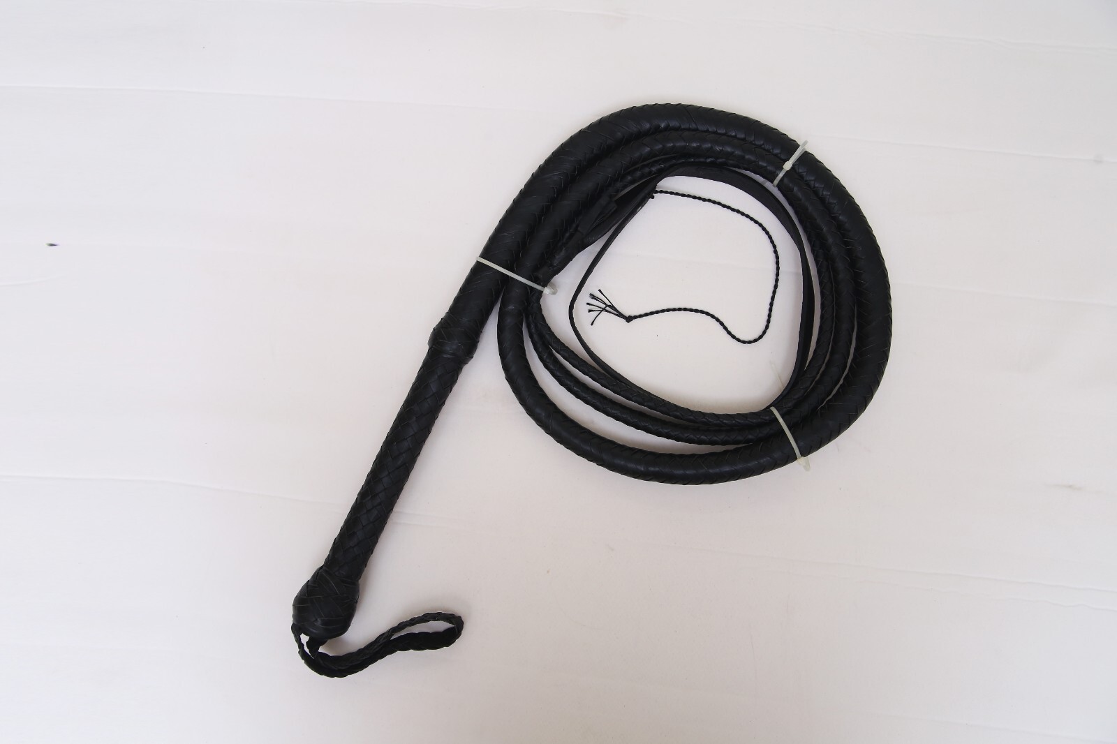 Genuine Cow Leather Black Color Bull Whip BDSM Bullwhip Tail Whip Impact Whip