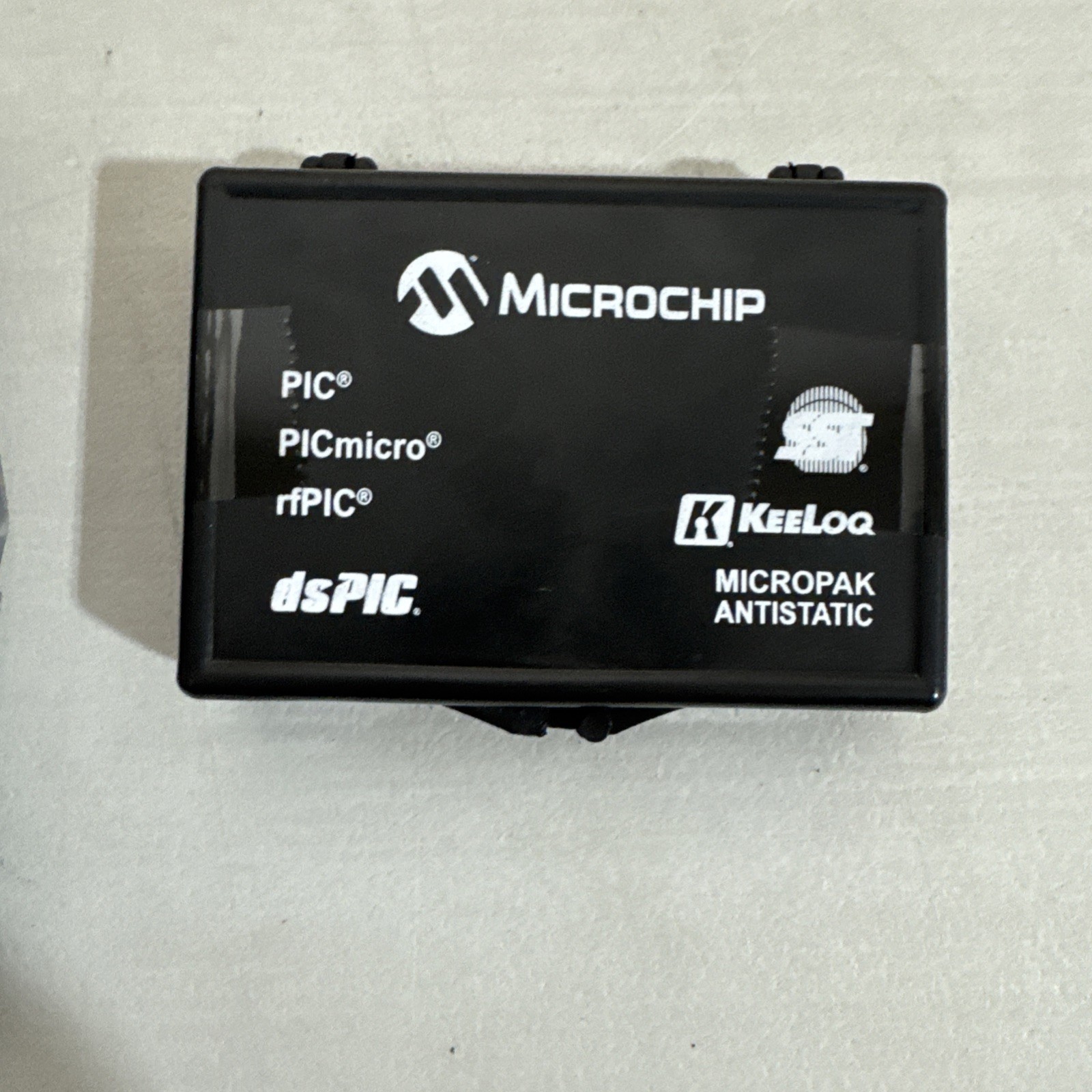 PIC32MX795F512L-80I/PF - 3 Piece 32-Bit Microchip / A11 R1