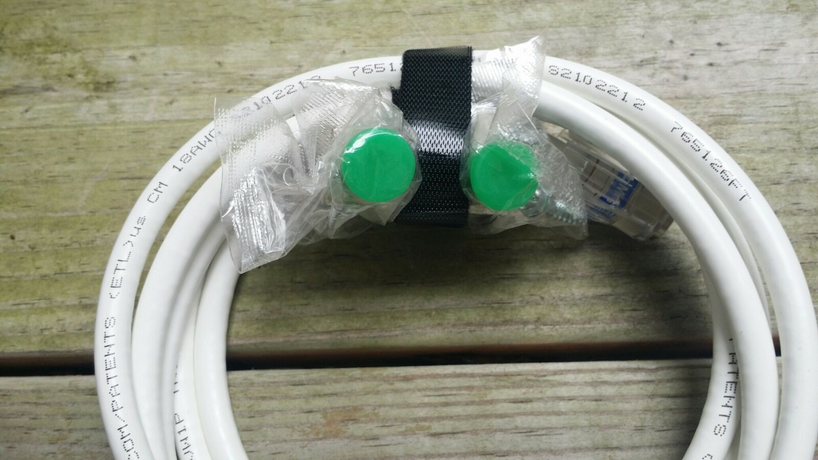 TRITON COAXIAL CABLE AND SPLITTER
