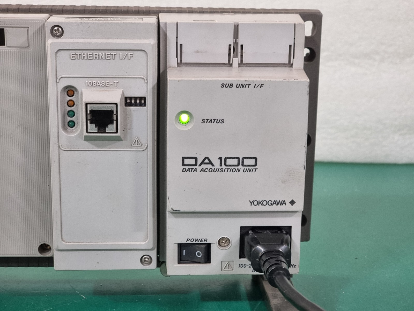 YOKOGAWA DA100 Data Acquisition Unit DA100-23-1F + DT300-41 ETHERNET Ethernet