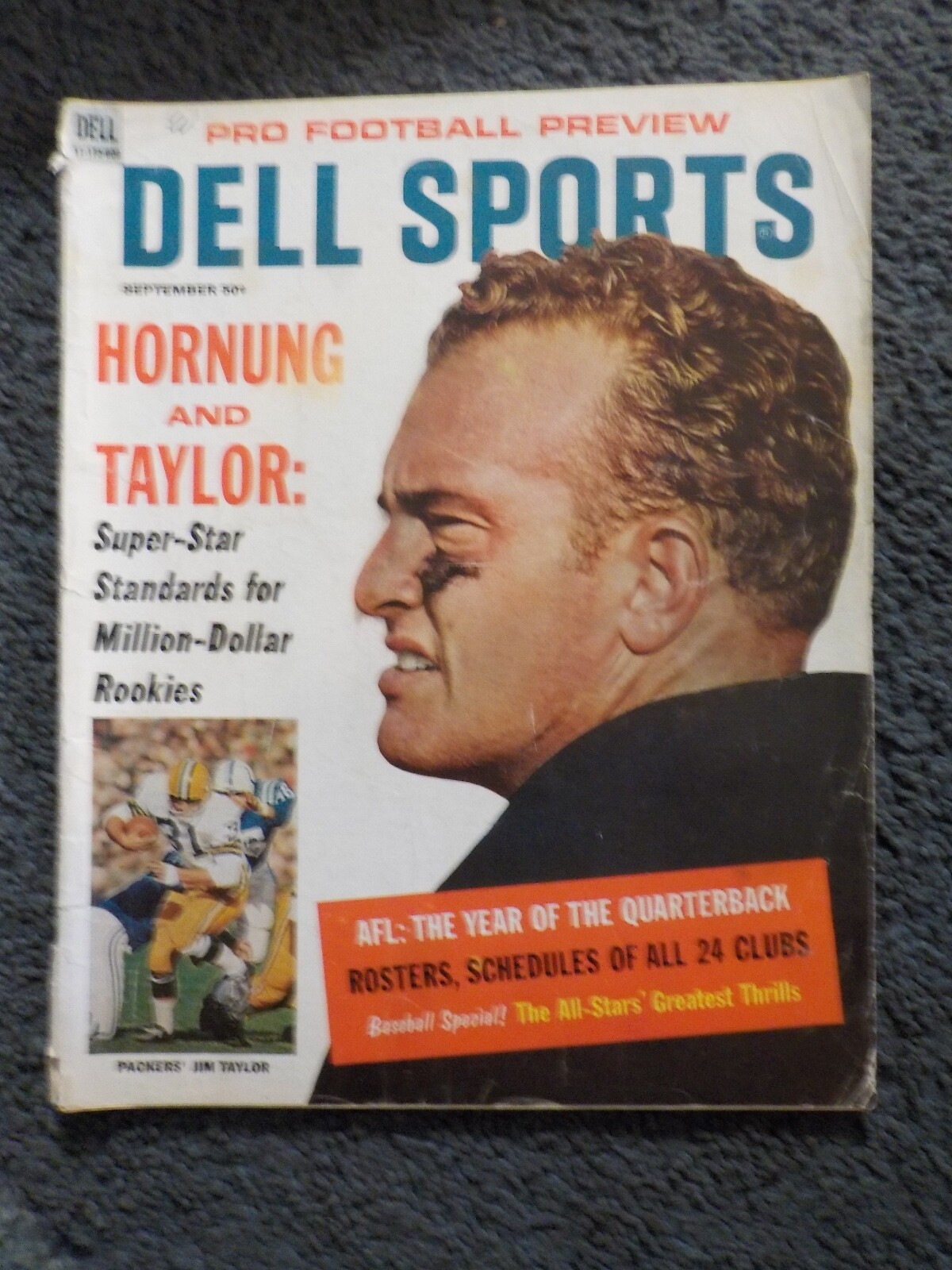 VINTAGE 1966 PRO FOOTBALL PREVIEW PAUL HORNUNG JIM TAYLOR PACKERS COVER