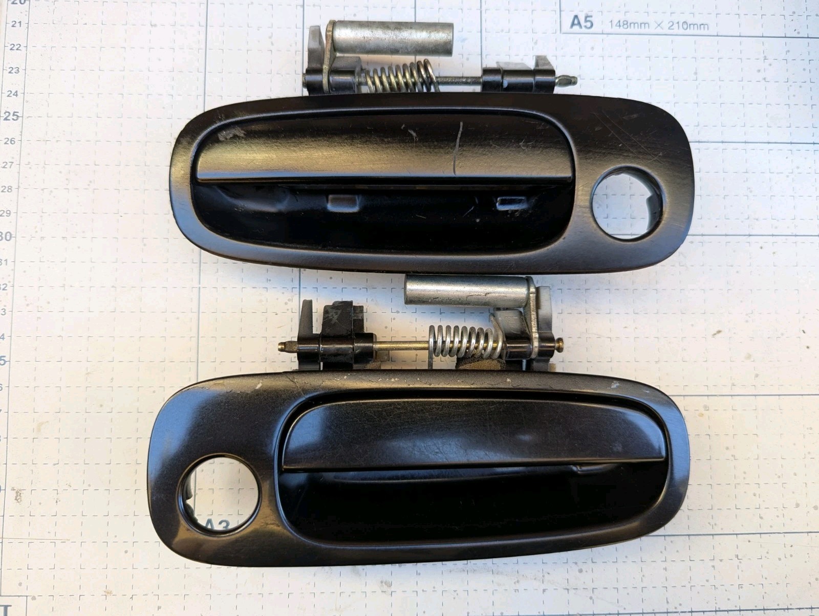 2000-2005 Toyota Celica Driver Passenger Exterior Door Handle Handles Black OEM