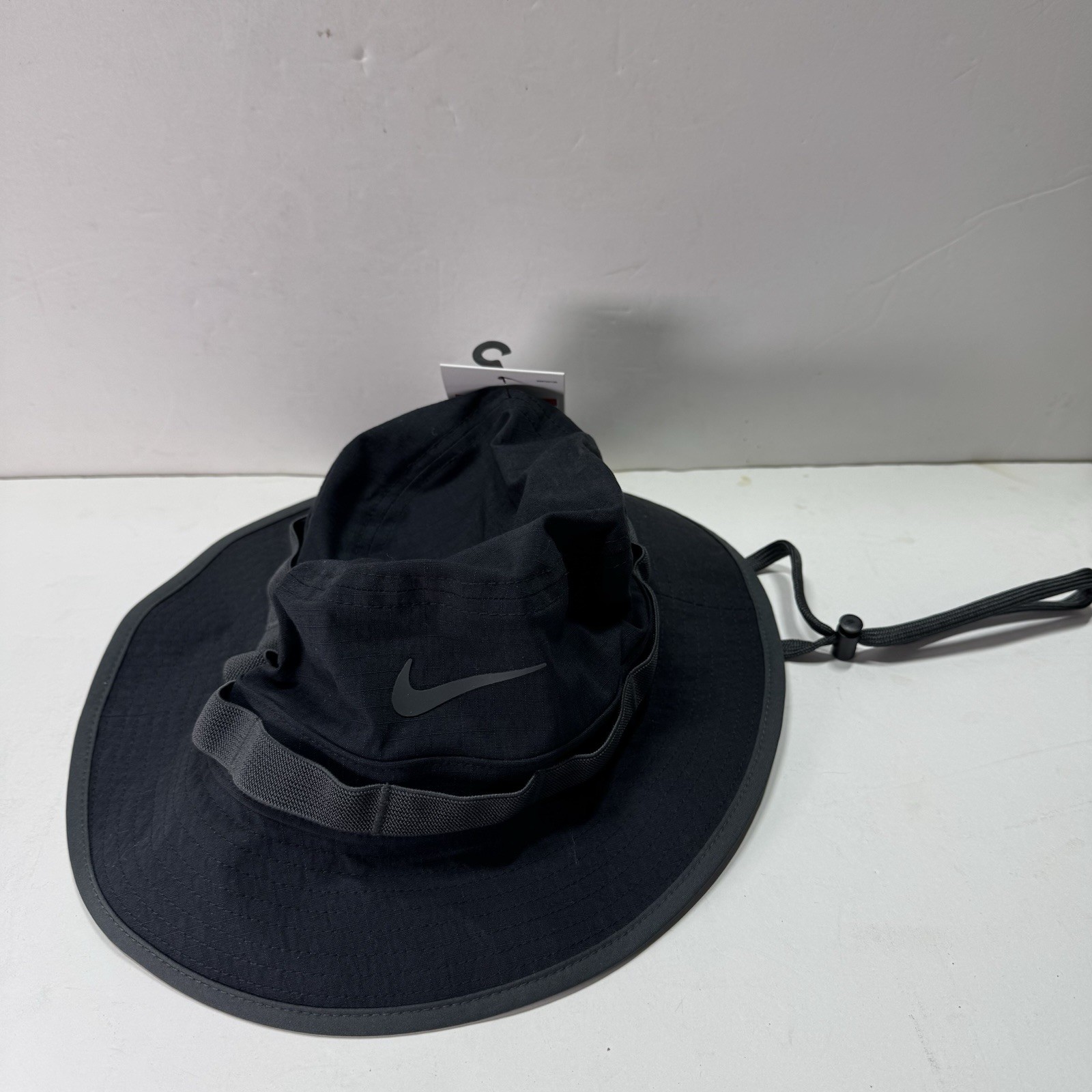 Nike Dri-Fit Apex Bucket Hat Unisex Adult Size Medium Black FB5621 010 BNWT