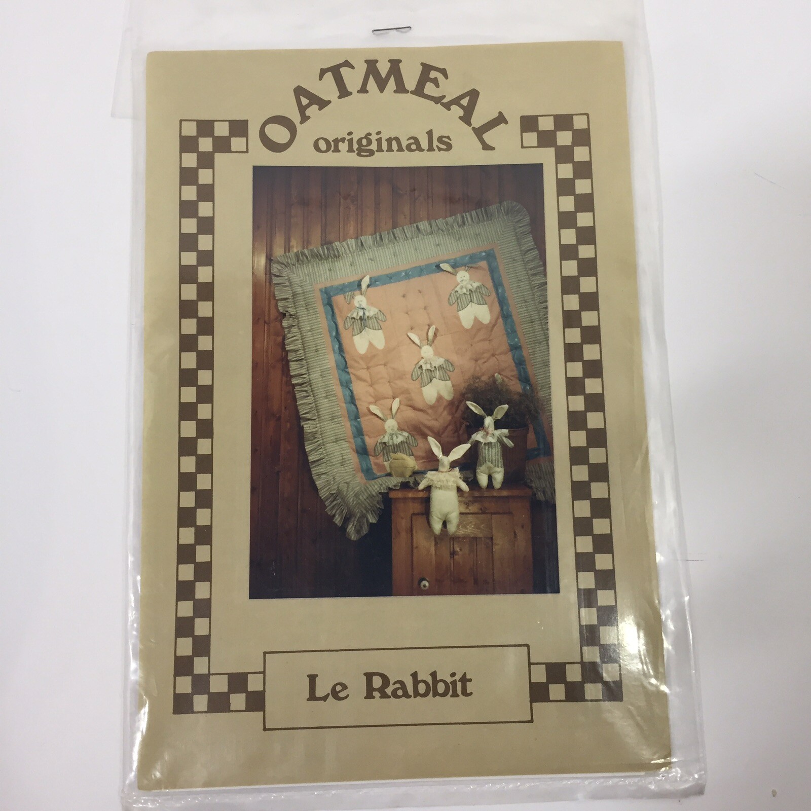 Le Rabbit Quilt Pattern 48" x 54" Oatmeal Originals