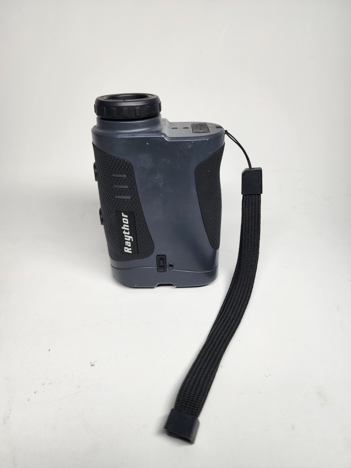 Raythor Pro GEN S2 Golf Rangefinder - Used but in PERFECT working condition.