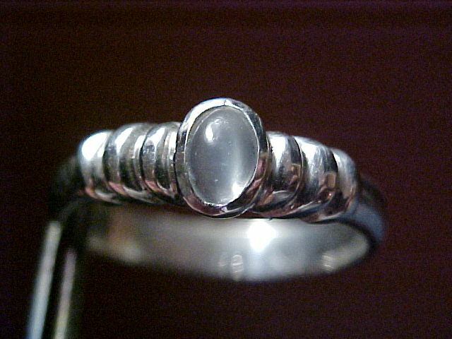 GEN. 1.00ct MOONSTONE RING STERLING SILVER & BEAUTIFUL
