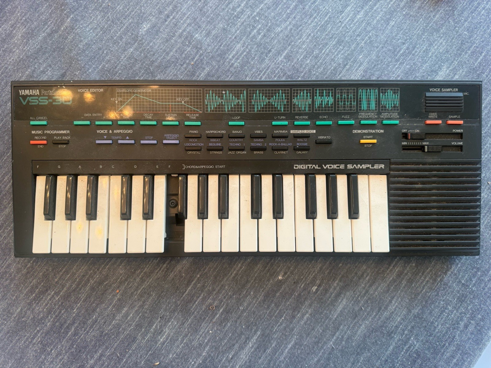 Yamaha PortaSound VSS-30 Voice Editor Sampler Keyboard Vintage Synthesizer Japan