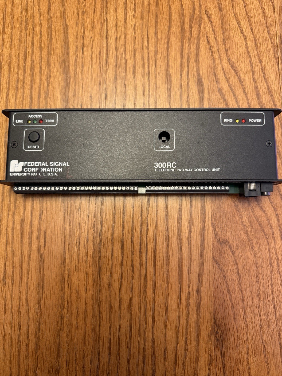 Federal Signal Corporation 300RC Telephone Two Way Control