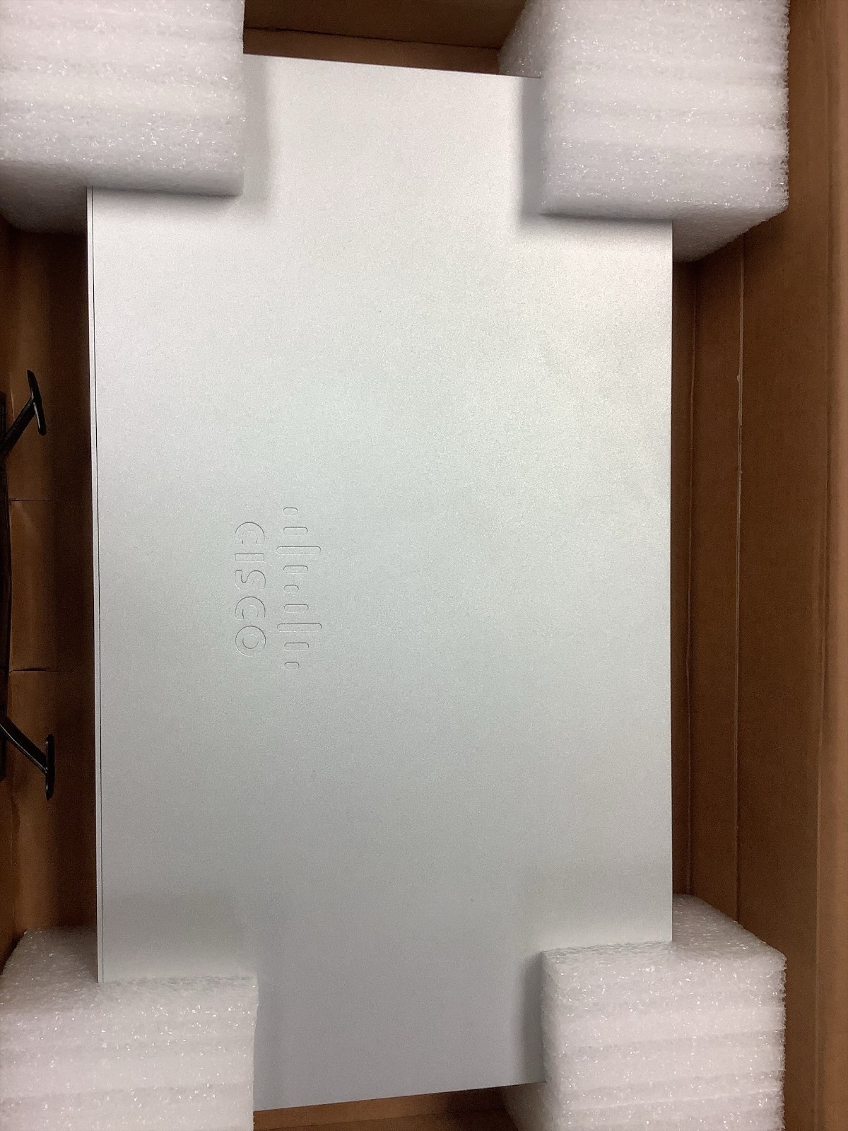 MX85-HW CISCO Meraki MX85-HW MX85 Network Security/Firewall Appliance Unclaimed