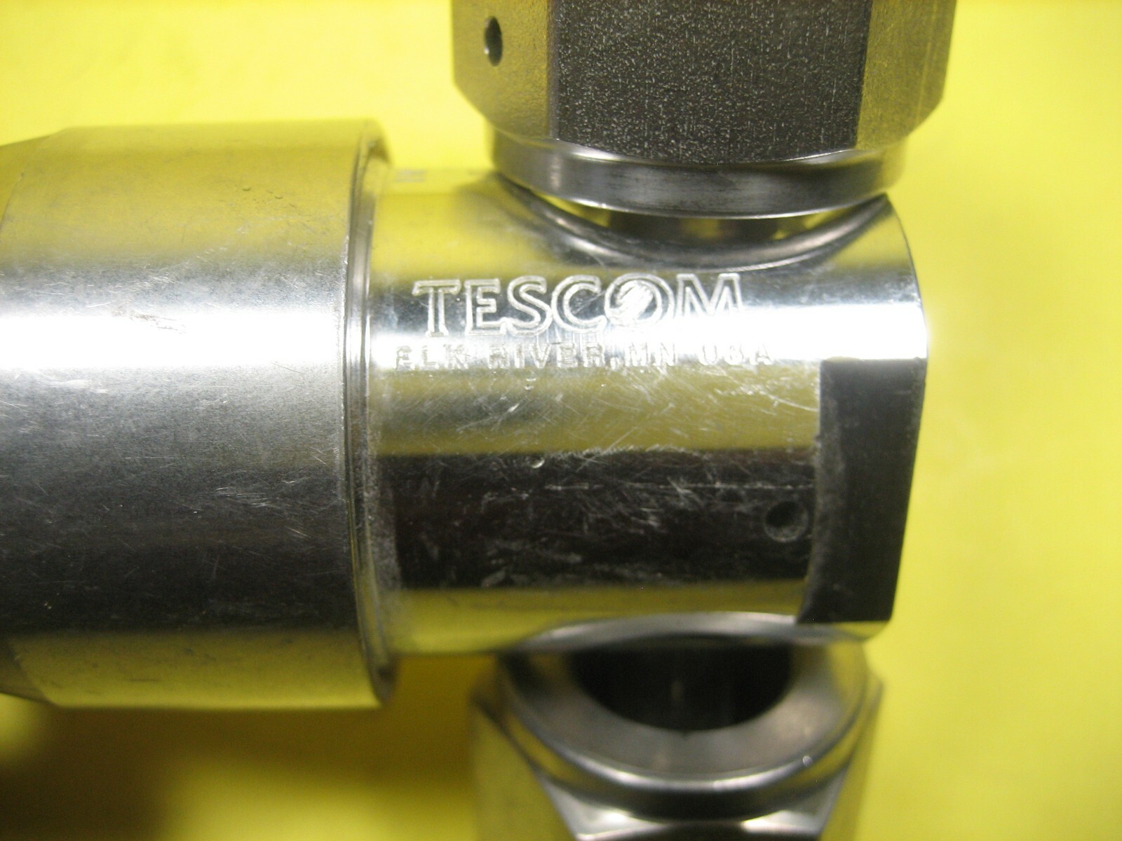 Tescom 24-1A16AAHH-010 Regulator 3/4'' VCR