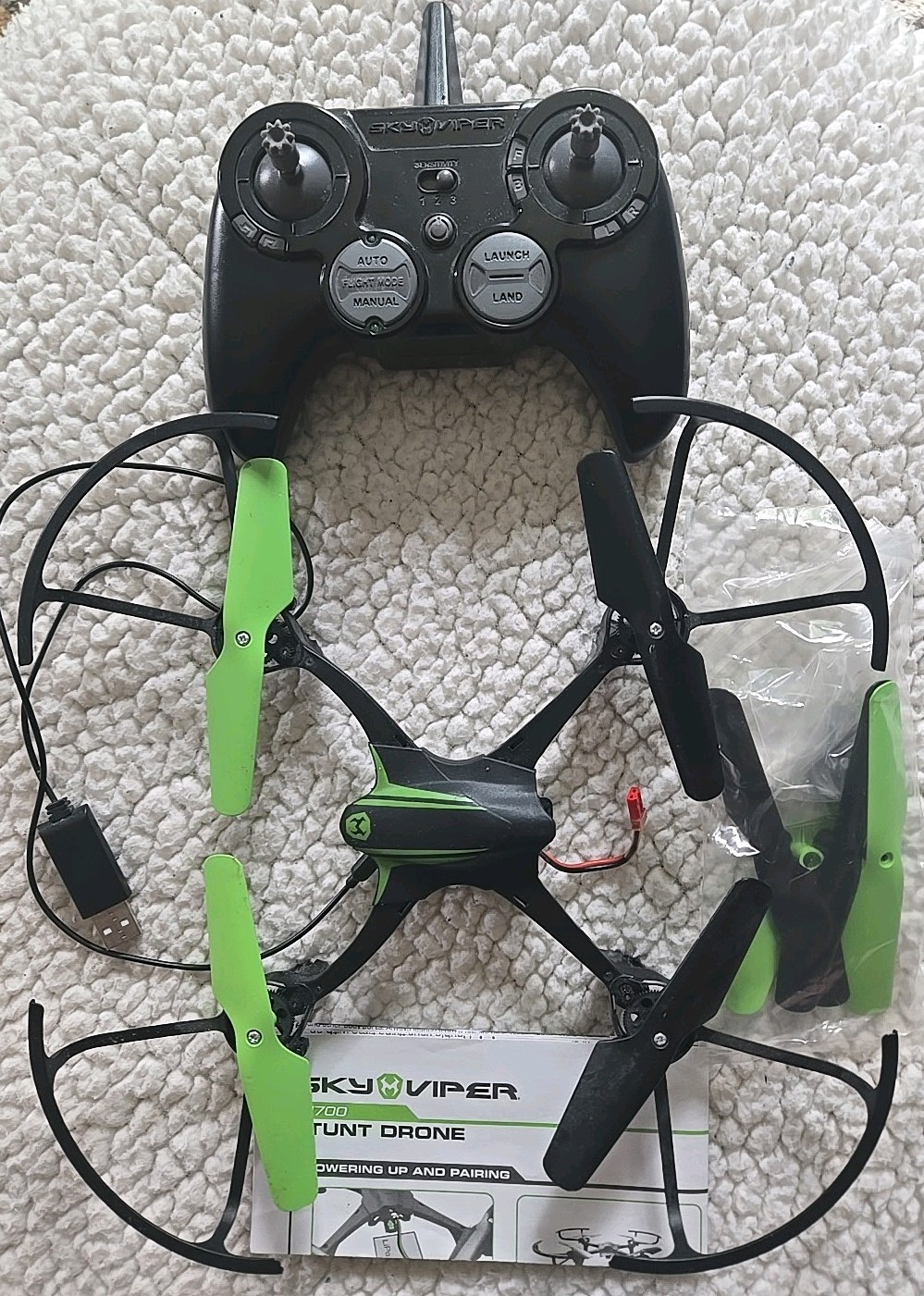 2017 Sky Viper S1700 Stunt Drone Complete
