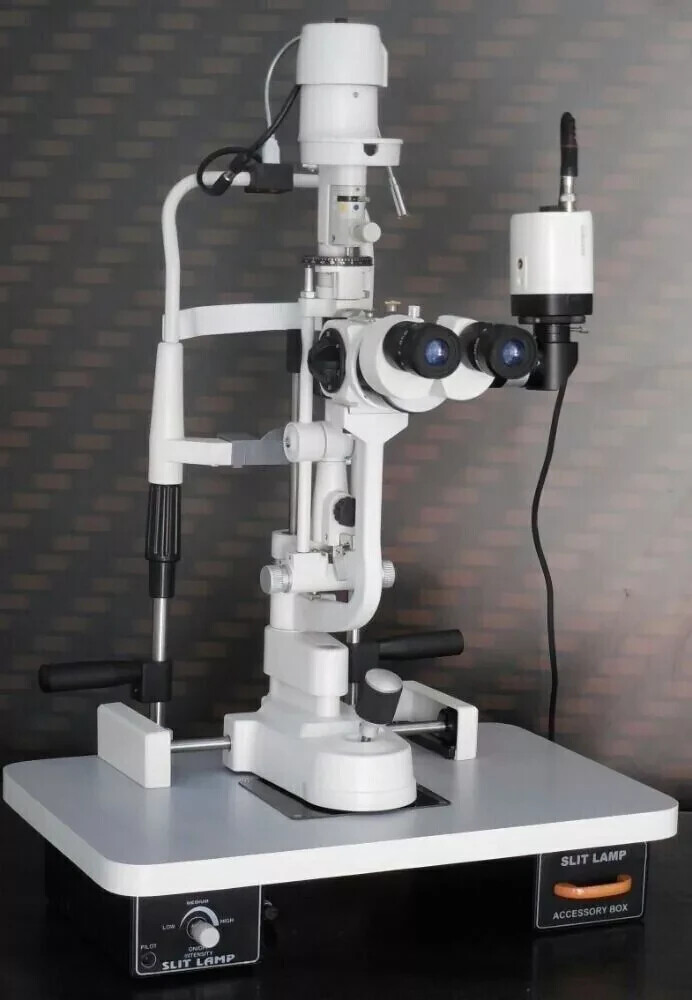 Slit Lamp Haag Streit 5 Step With Wooden/Metal Base 110/220V (Choose your Base)