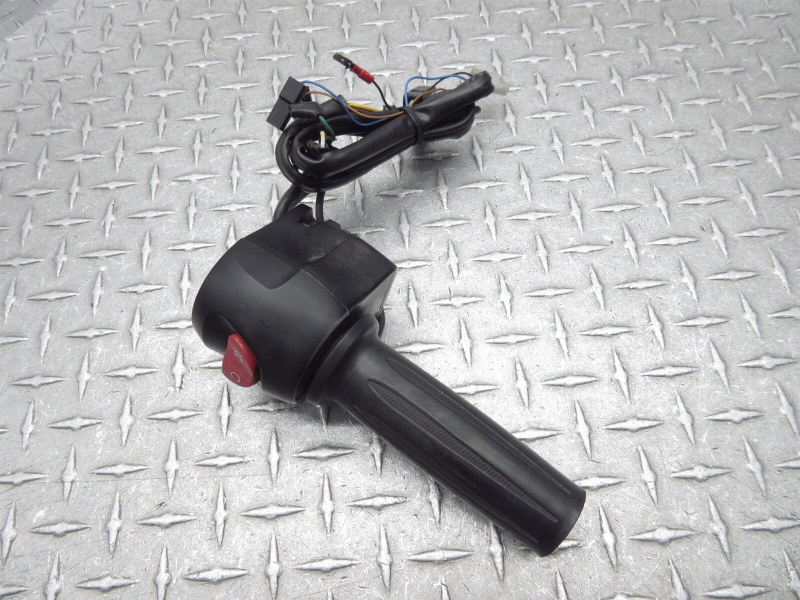2016 10-16 Victory Cross Country Tour Right Handlebar Switch Throttle Control