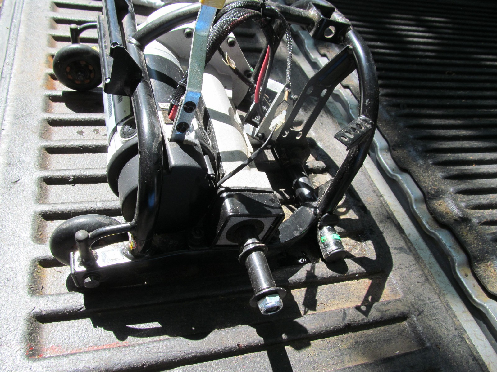 Motor Assembly from Pride Victory 10 Scooter