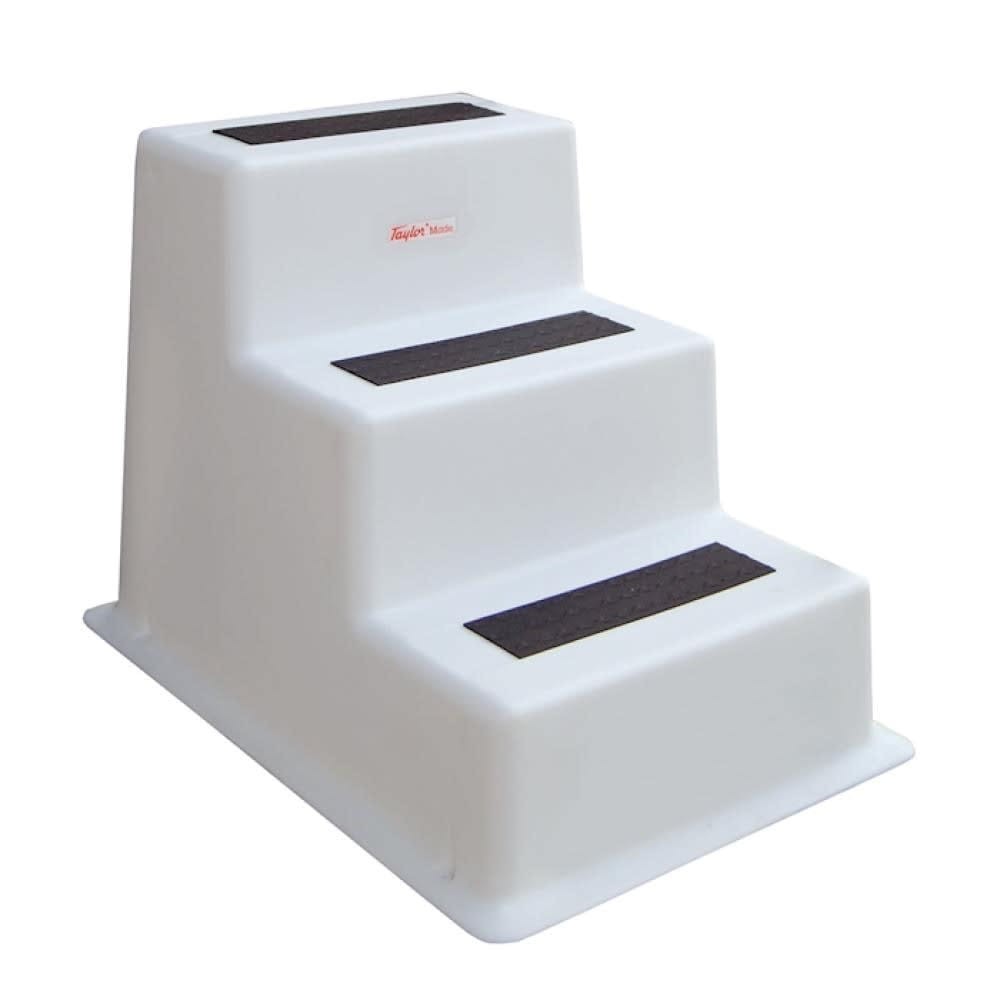 Rounded Edge w/Triple Treads 300lb Cap 35"x25" Polyethylene Dock Step