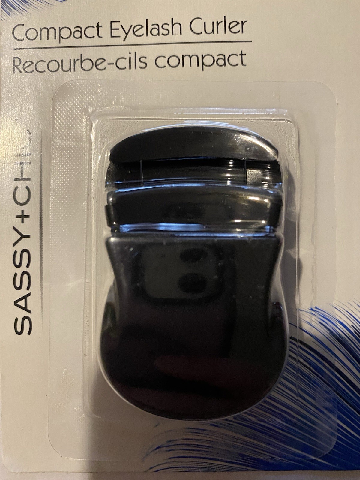 New Compact Eyelash Curler