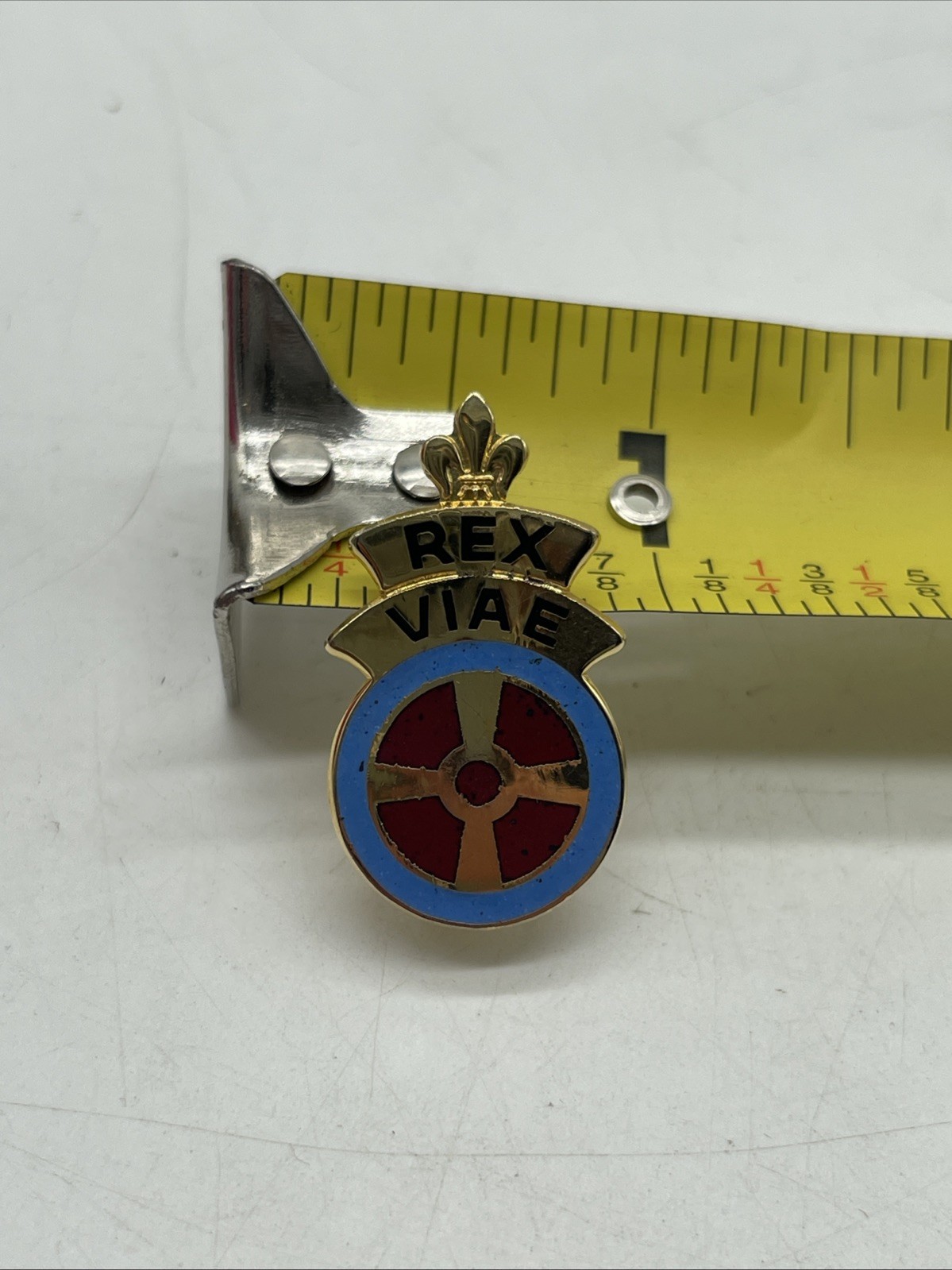 U.S. Military Army 180th Transportation Battalion Pin  REX VIAE