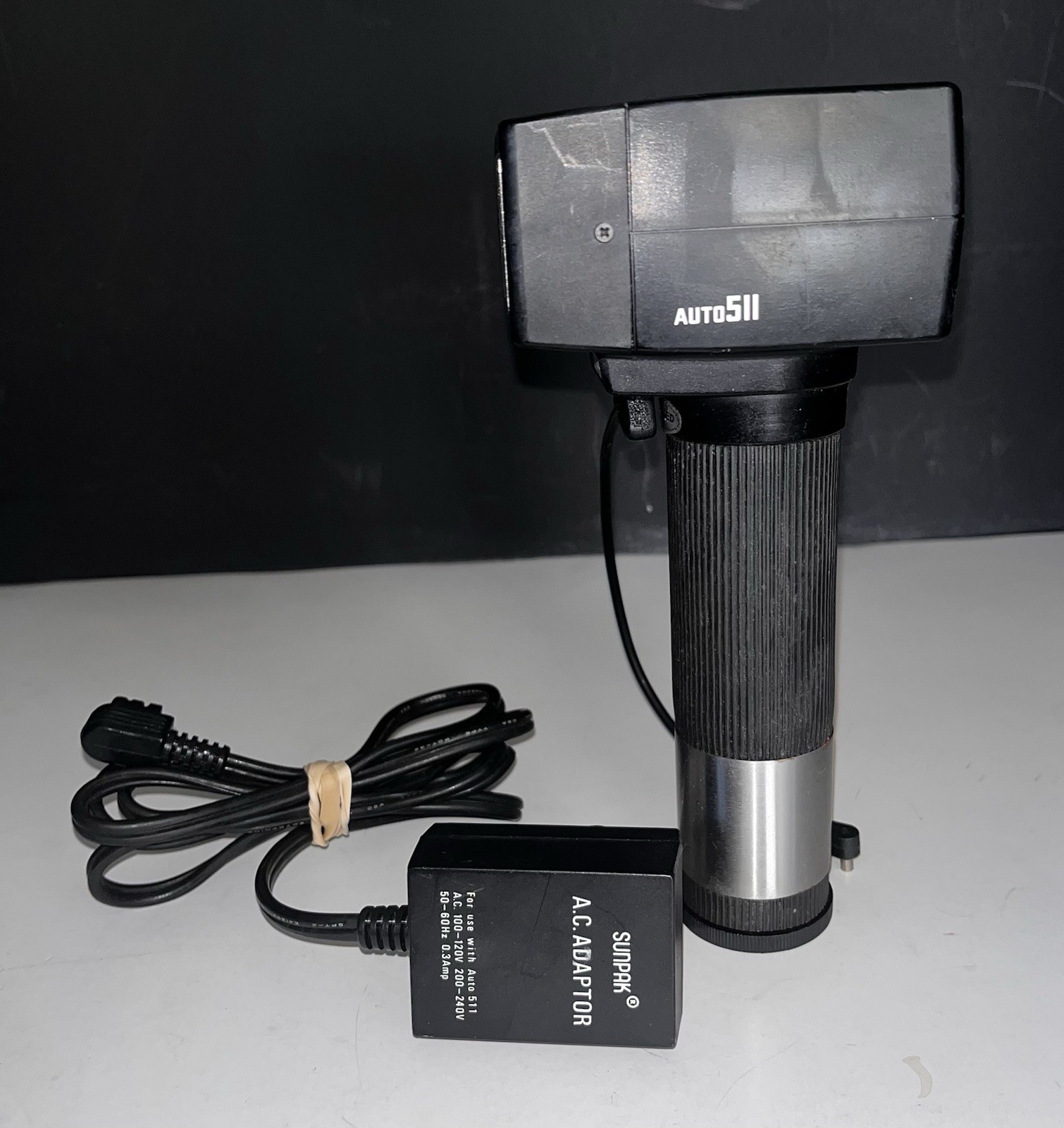 Sunpak Auto 511 Thyristor Flash W/AC Adaptor & Sync Cable