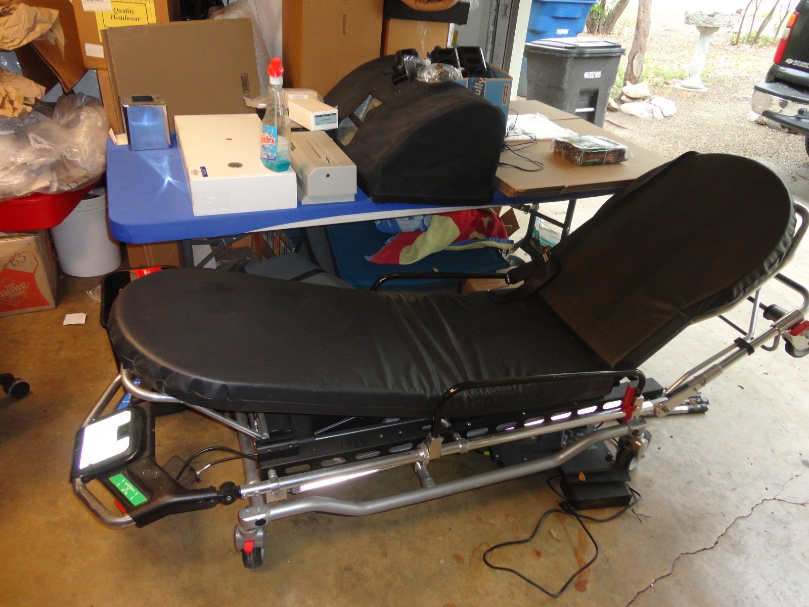 Ferno POWERFlexx+ Powered Ambulance Cot NEW Titanium never used from a college
