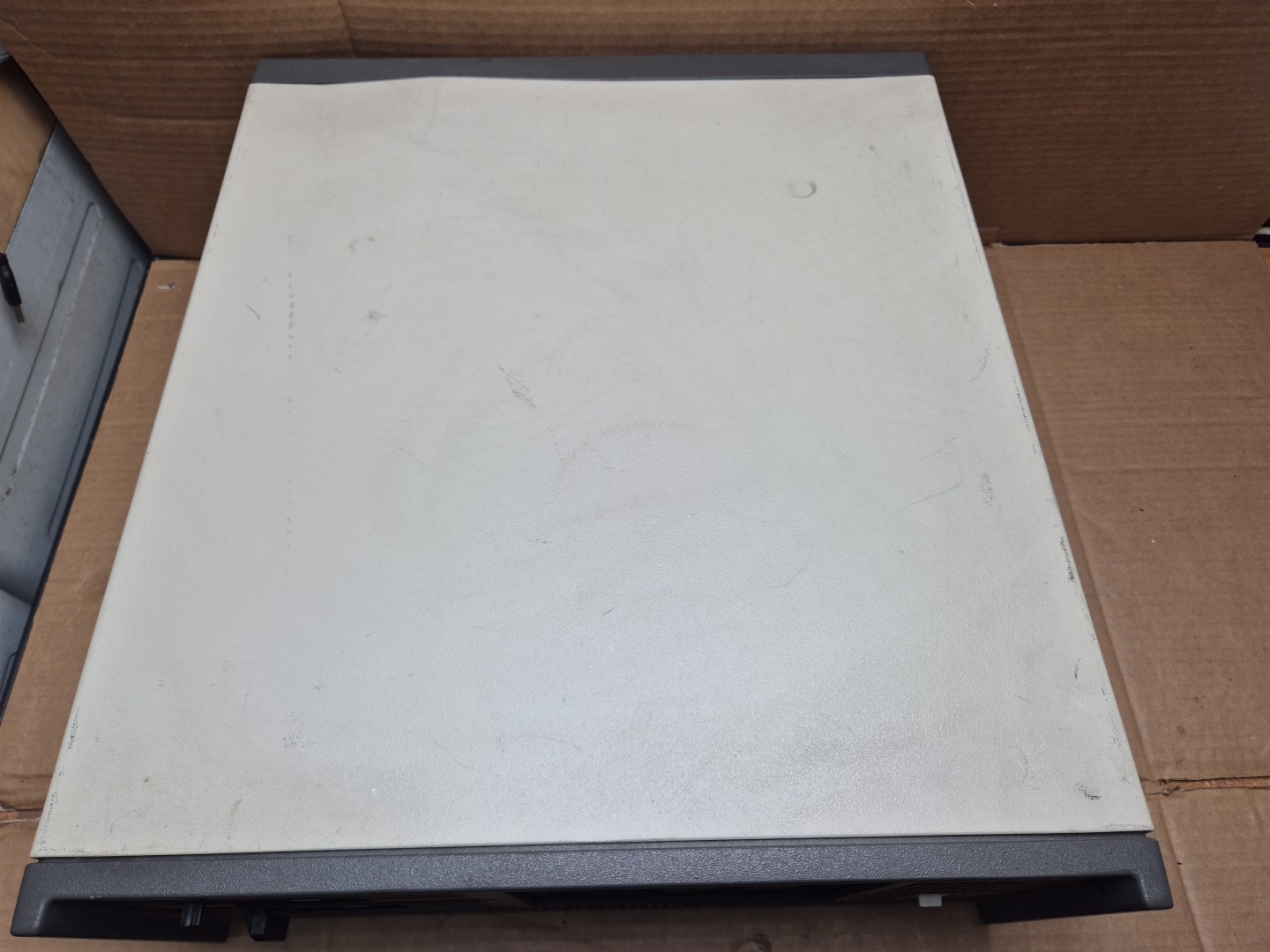 IBM 3174-61R IBM Coaxial Communication Controller