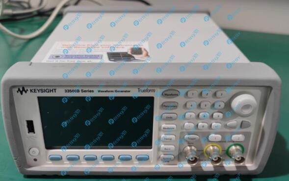 ONE USED KEYSIGHT 33500B signal generator