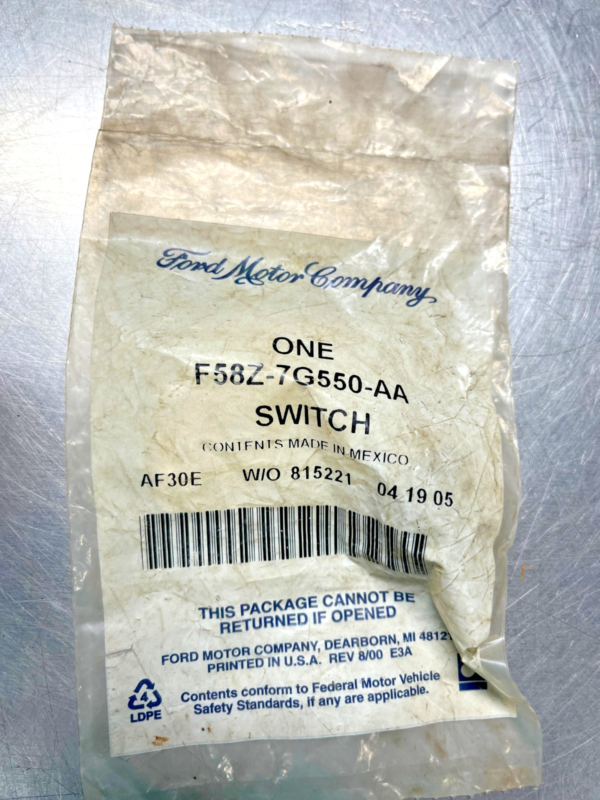 F58Z-7G550-AA   Genuine  OEM  FORD   Cruise Control SWITCH  F58Z7G550AA