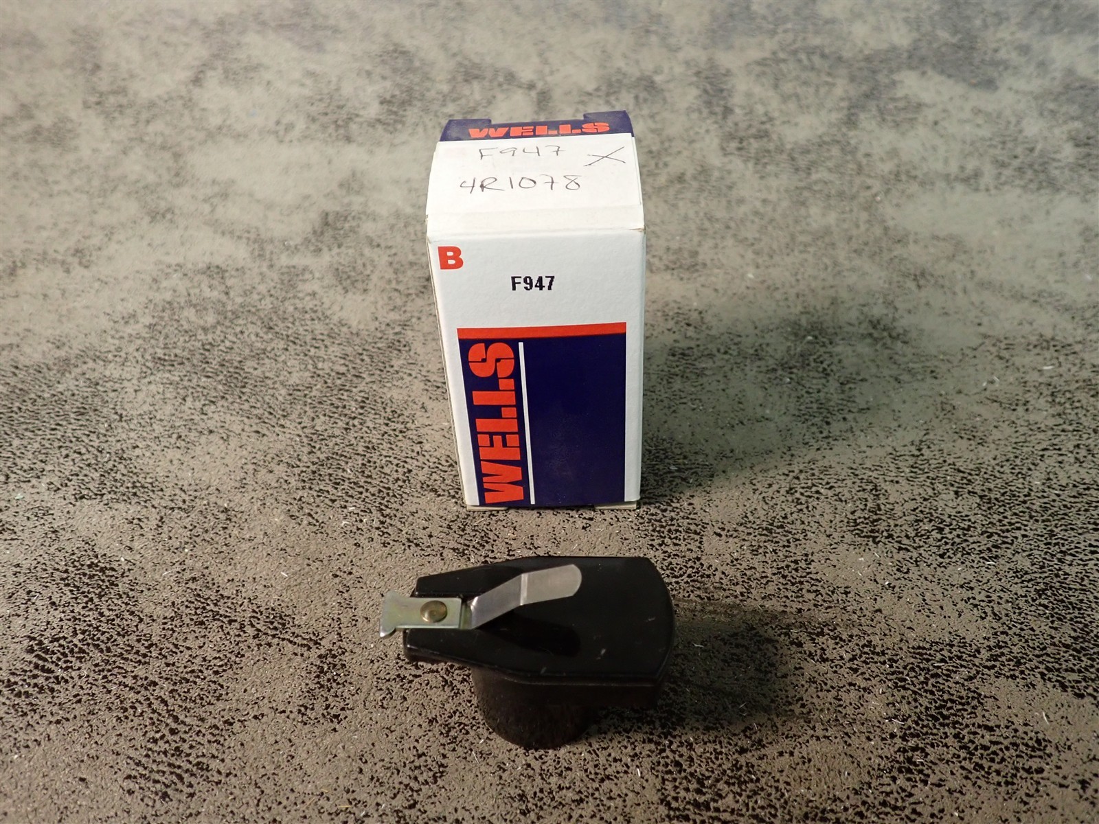 NEW Wells 4R1078 Ignition Distributor Rotor (BN485)