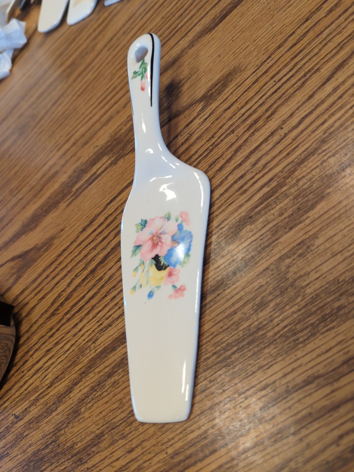 Vintage Decorative Porcelain Cake Server Cutter Holiday Wedding Birthday Etc.