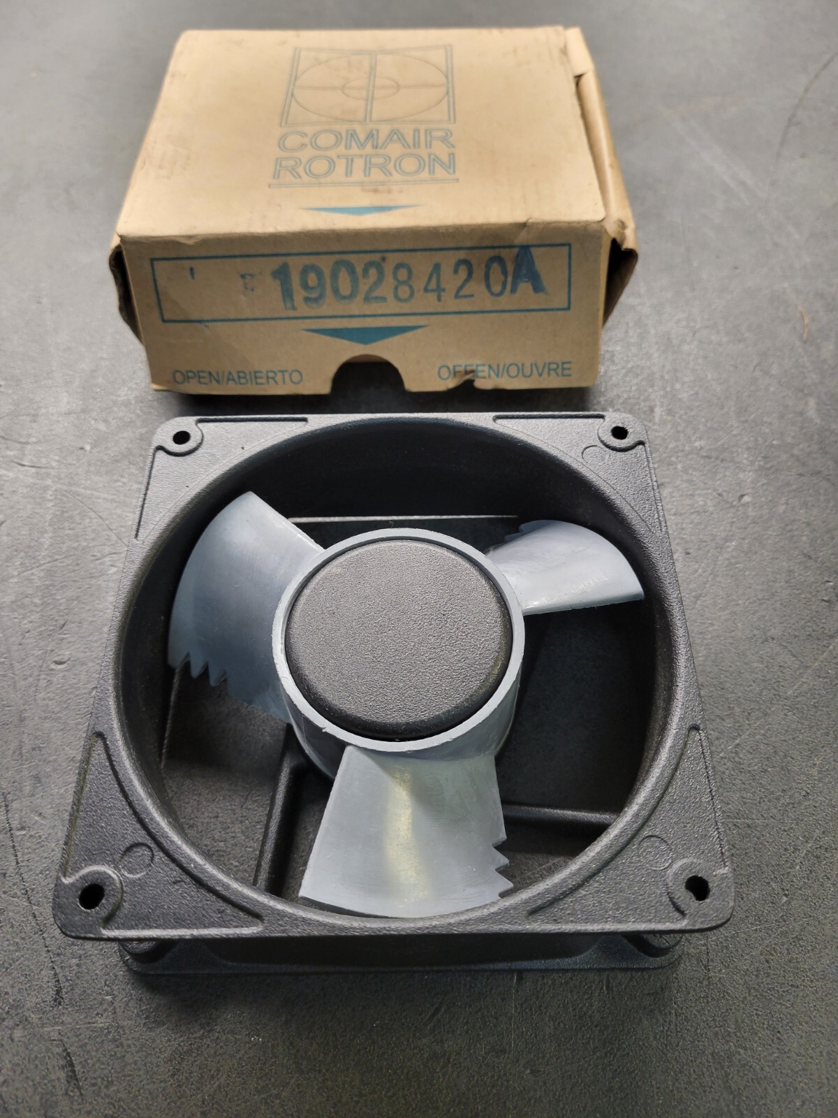 Comair Rotron 19028420A Fan.