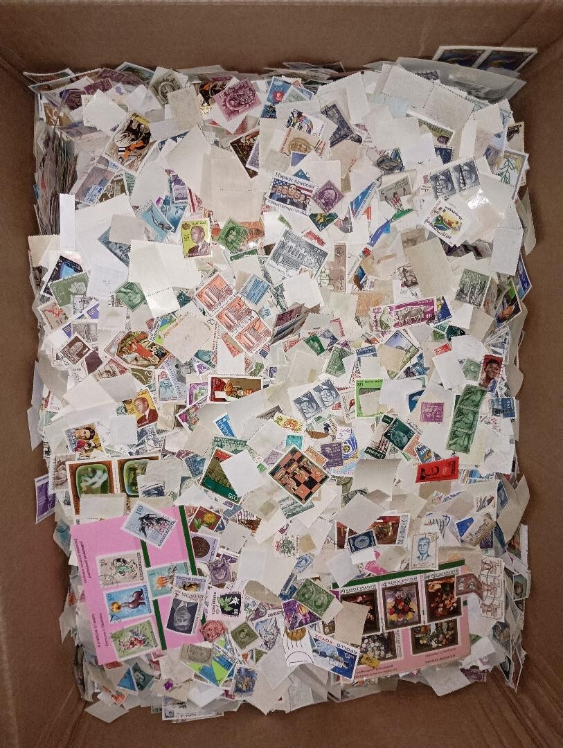 1000000 OLD WORLD Stamps Collection Off Paper in Lot Packs of 100+BONUS $25