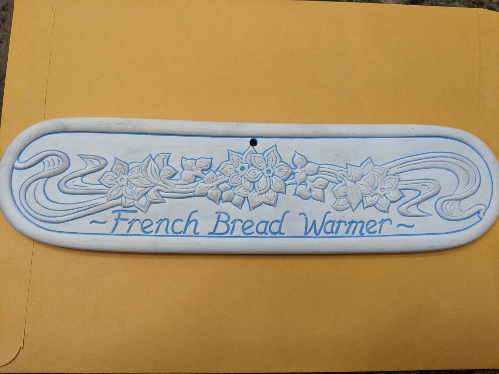 Clay French Bread Warmer Lyn Ulick 1991 Off White Blue Flowers