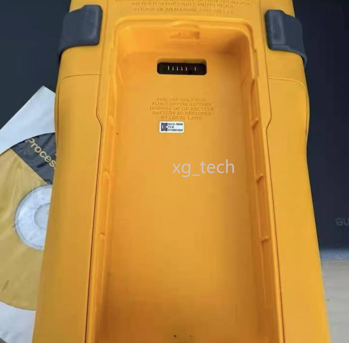 Fluke 753 Documenting Process Calibrator w/Accessories/NEW