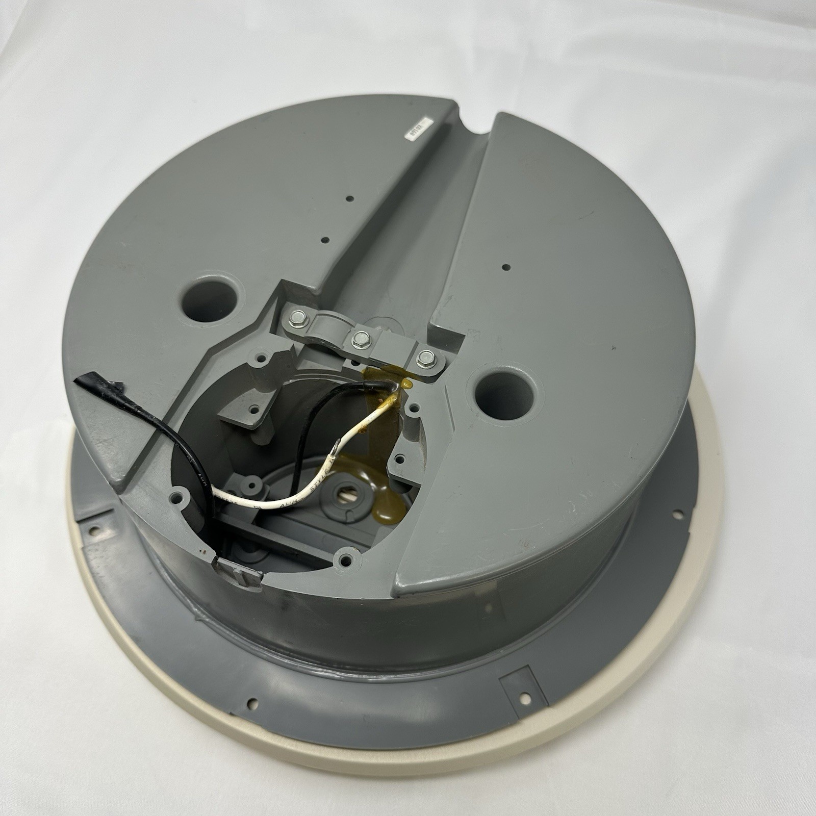 Bose 102 Flush Mount Ceiling Commercial Speaker