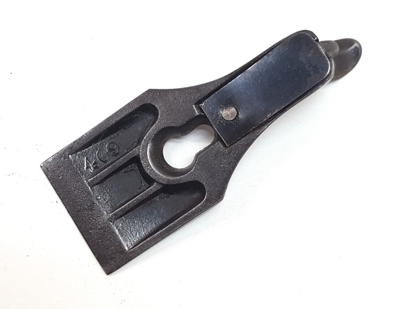 4112 Sargent No. 409; Lever Cap