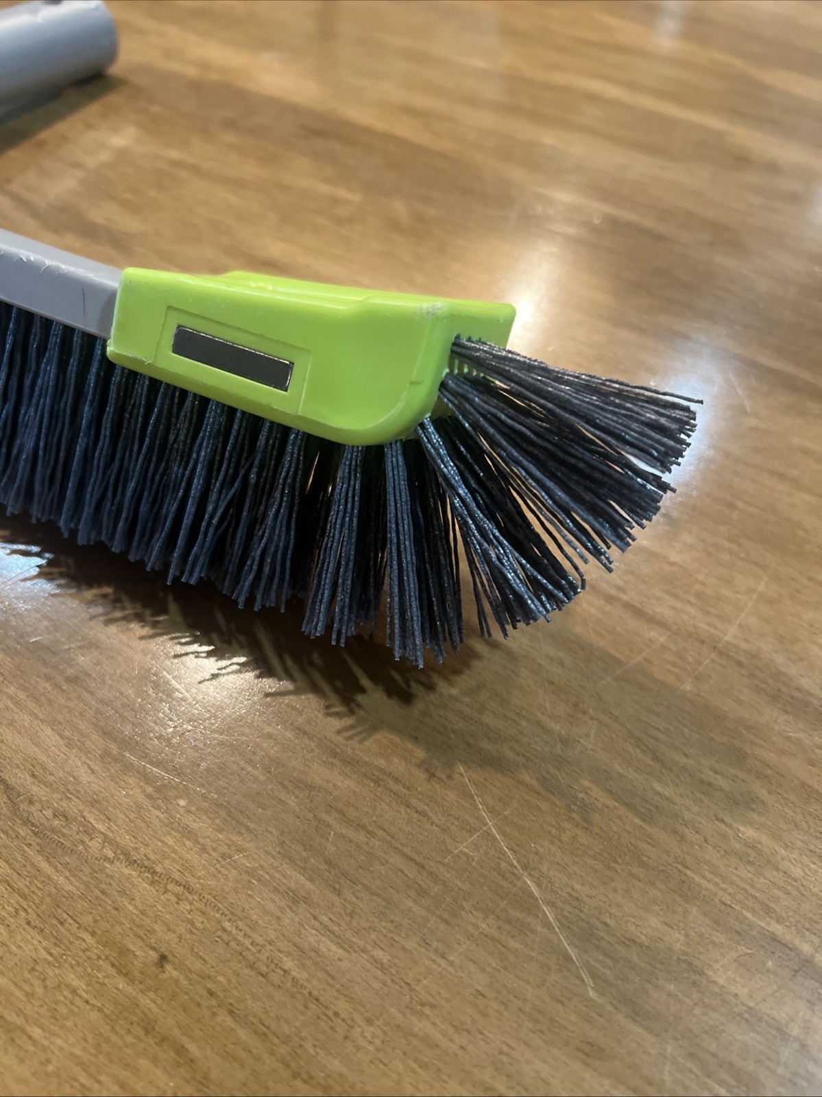 22” Animal Pebble Pool Brush (Grit Bristle)