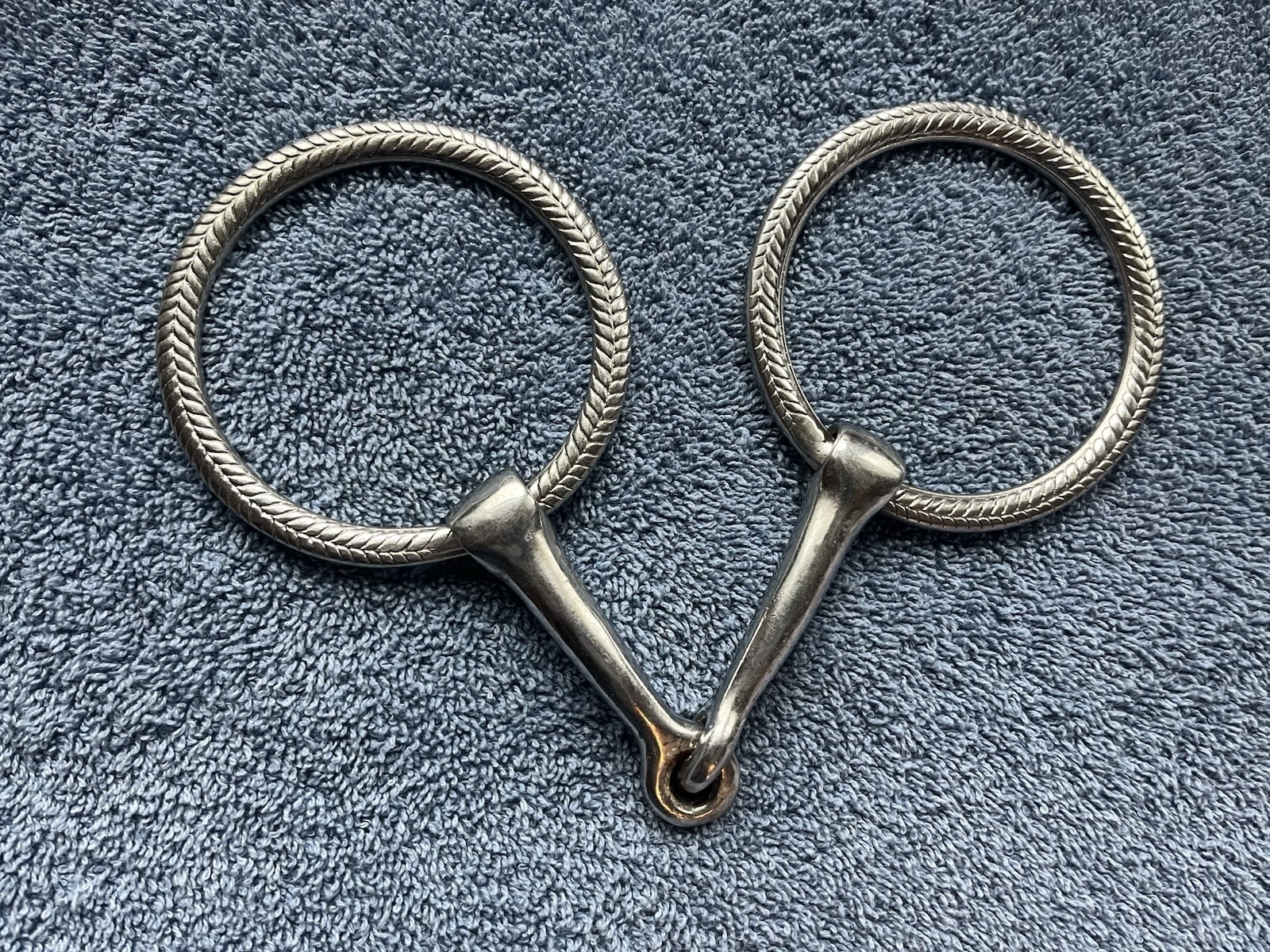 5” Western Show Snaffle Bit Design On Cheeks