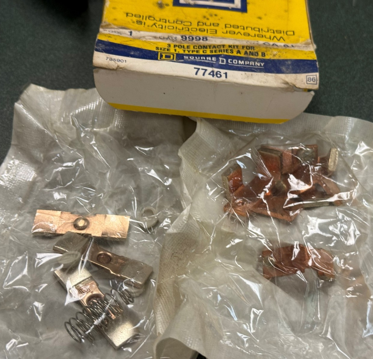 Square D # 77461 3 Pole Contact Kit CA-81 Class 9998