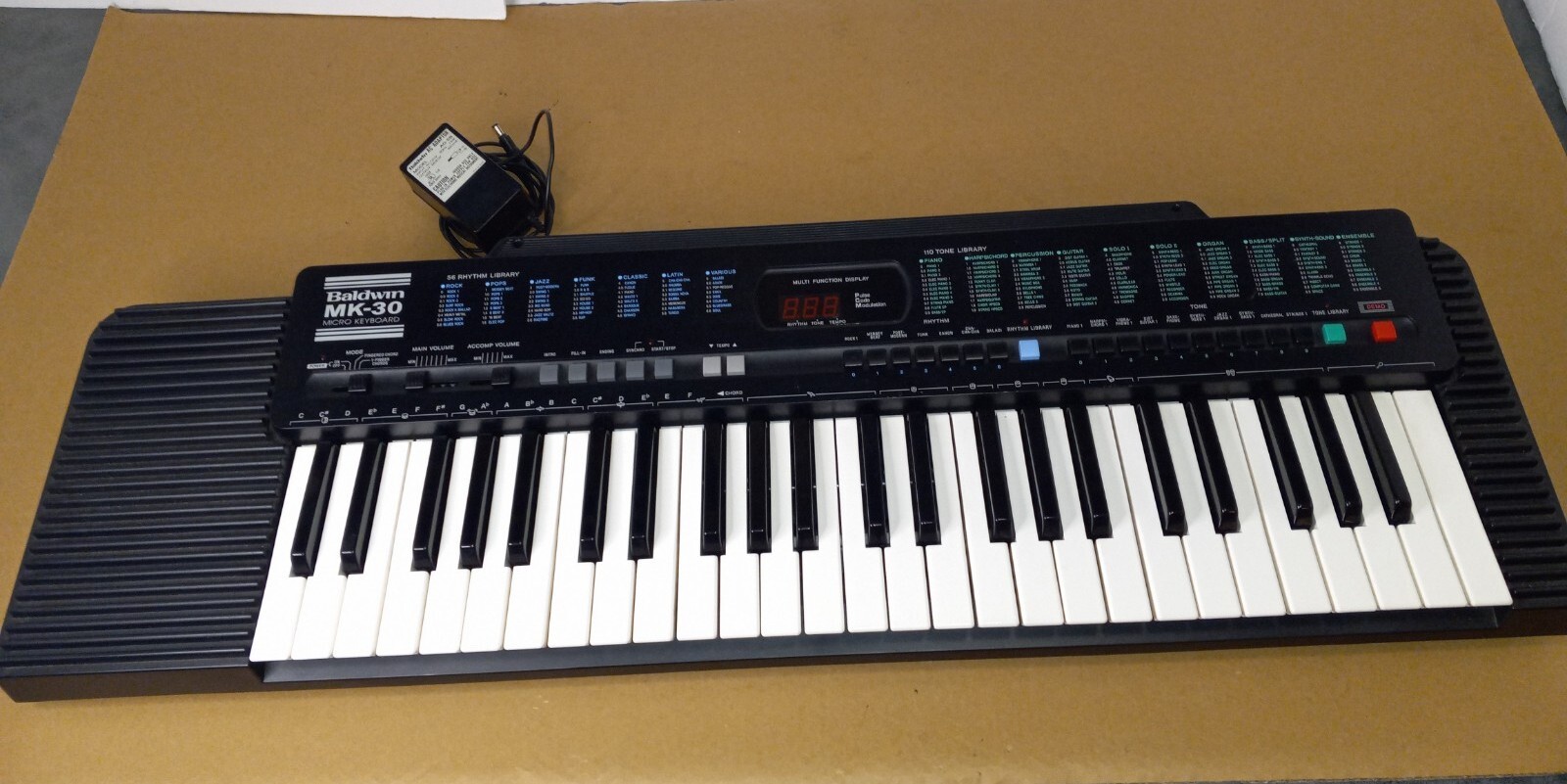 Baldwin MK-30 Micro Keyboard - 49 Keys - 56 Rythym/110 Tone Library *READ INFO*