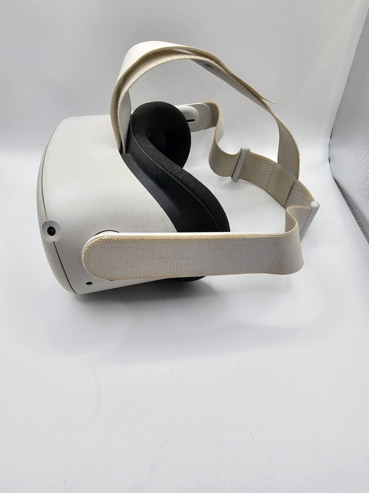 Meta Oculus Quest 2 128GB Standalone VR Headset - White